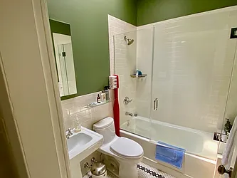 Rented by Nest Seekers International