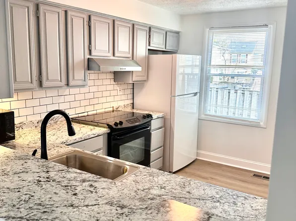 4 Avonshire Ct, Silver Spring, MD 20904