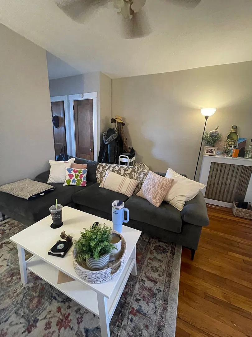 4828 Liberty Ave. — Photo 2