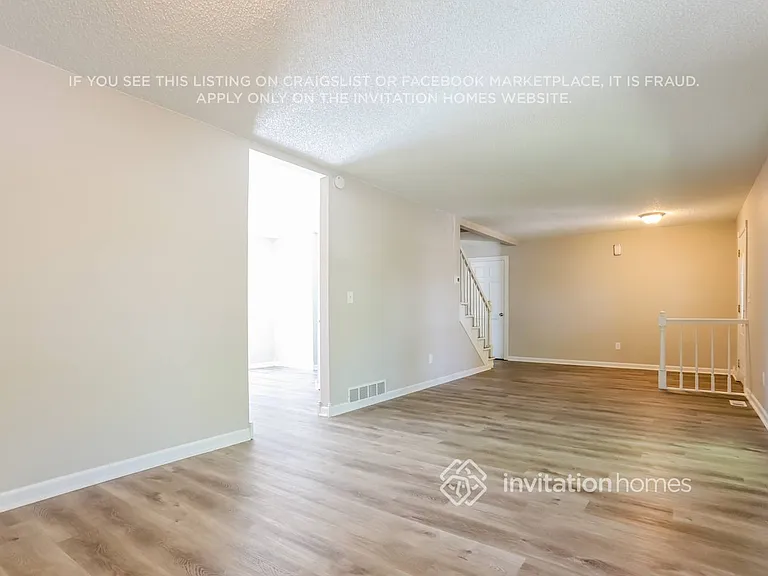 1456 S Zeno St — Photo 4