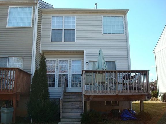 5th image of 126 Creekmont Ct