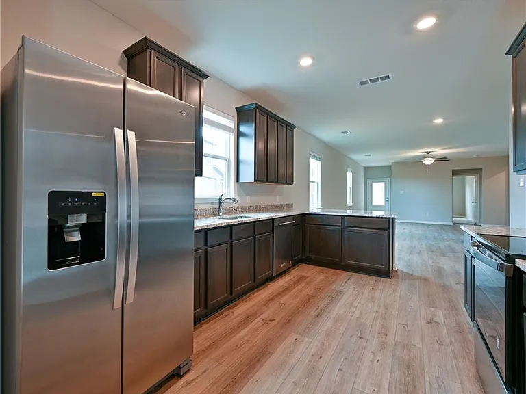 218 Mount Vernon Way — Photo 12