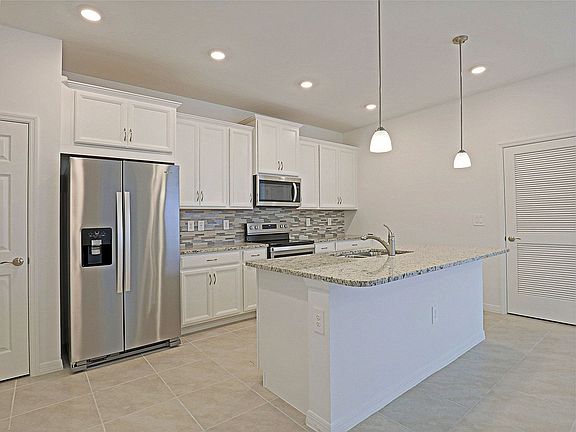 5th image of 4217 Bloomfield St