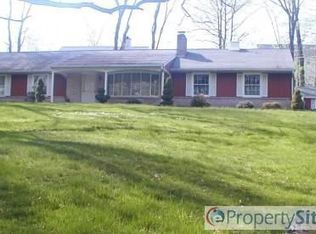 438 Lawn Ave, Sellersville, PA 18960