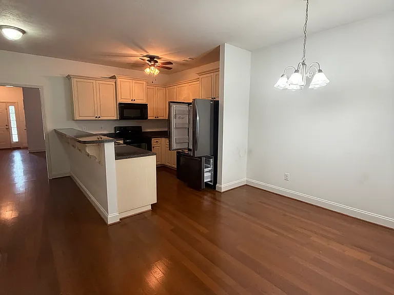4429 Galway Dr — Photo 4