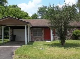 9310 McLean St, Beaumont, TX 77707