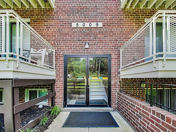 2nd image of 5009 Quincy St APT 11