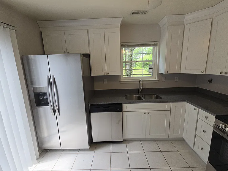 5360 Chatham Hall Dr — Photo 15