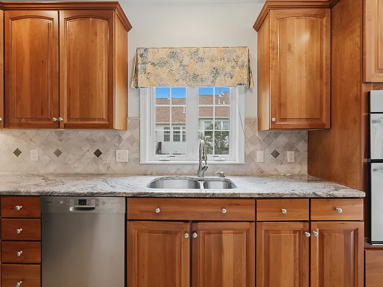 39 Brook Ln — Photo 28