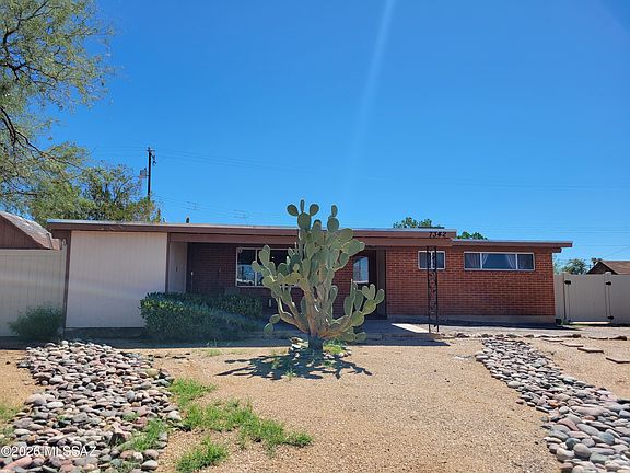 2nd image of 7342 E 28th Pl