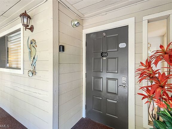 3rd image of 16454 Timberlakes Dr APT 204