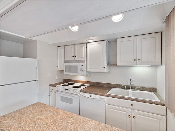 4th image of 1286 Culpepper Dr