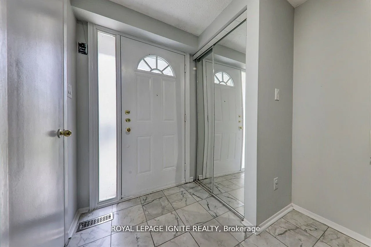 4 bed, $3,100 — Photo 2