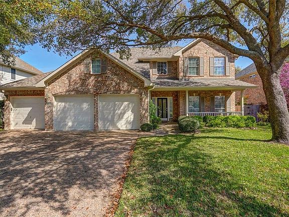 3rd image of 2820 Chatelle Dr