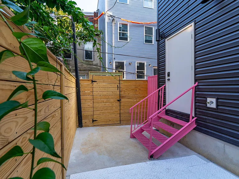 1803 N 18th St #B — Photo 6