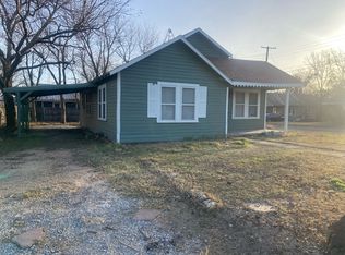 289 S Paddock St, Stephenville, TX 76401