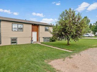 1214 10th St, Sturgis, SD 57785