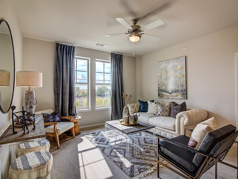 900 Gordon Heights Ln — Photo 20