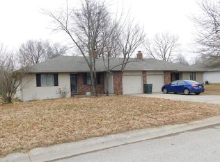 2105 S Tucker St, Pittsburg, KS 66762