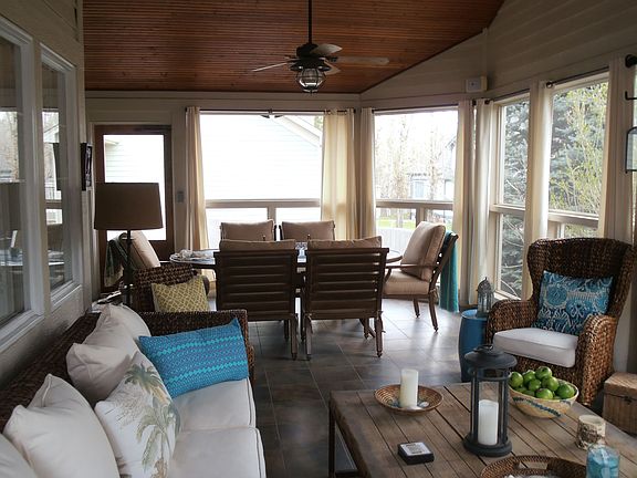 Porch Dinning room