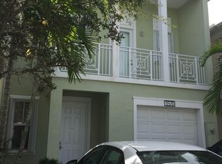 11560 NW 75th St, Doral, FL 33178