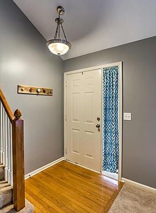 3rd image of 6207 N Bell St