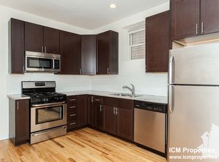 2551 N Southport Ave APT 2, Chicago, IL 60614