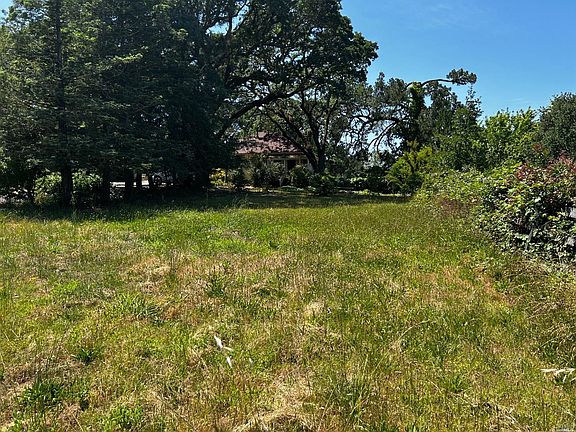 4th image of 1650 Windsor River Road