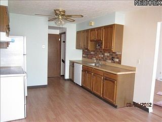 5th image of 5481 Millwood Ln APT A