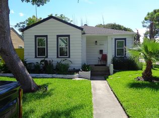 2024 48th St, Galveston, TX 77551
