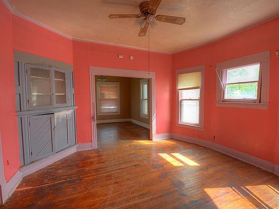 4th image of 1316 E Jefferson Ave
