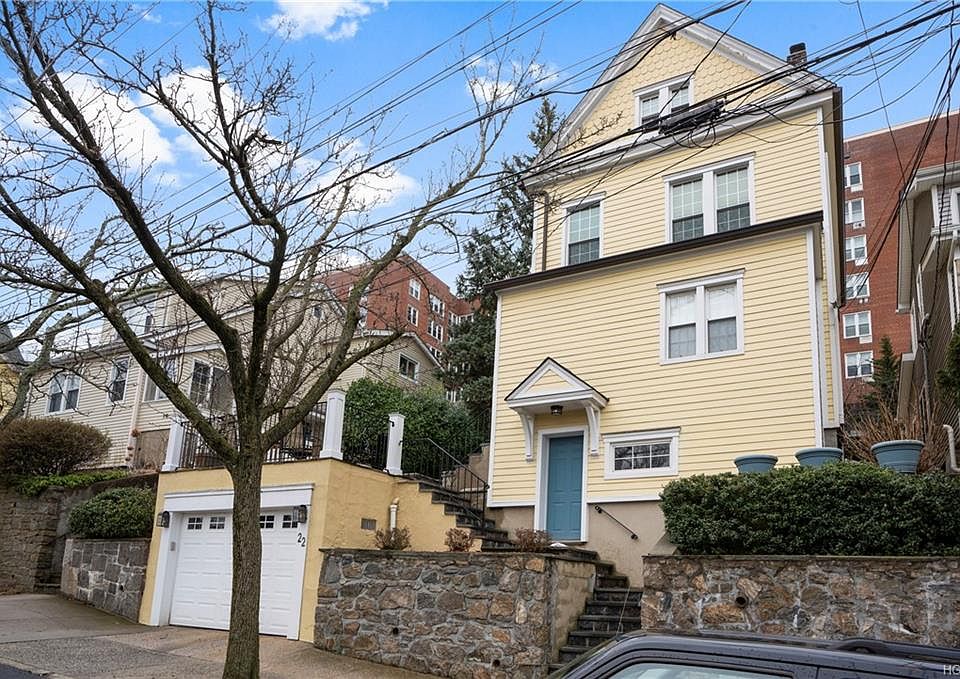 1st image of 22 Grant St