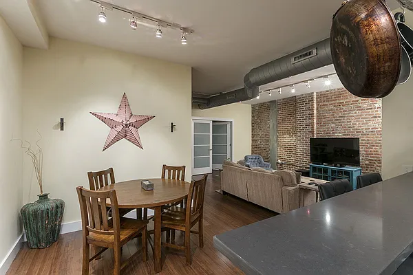 Sold by Dominant Properties, LLC | media 4