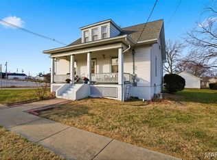 203 E Mill St, Waterloo, IL 62298