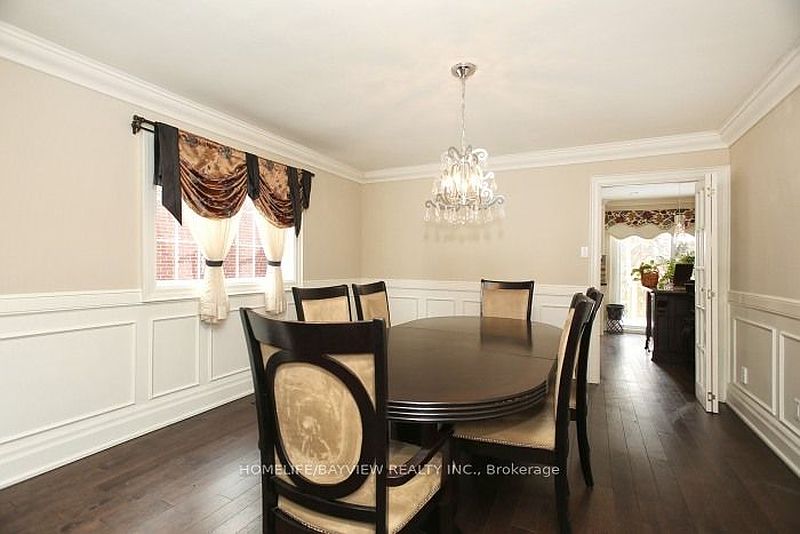 Toronto House for rent - 4 Bedrooms — photo 4