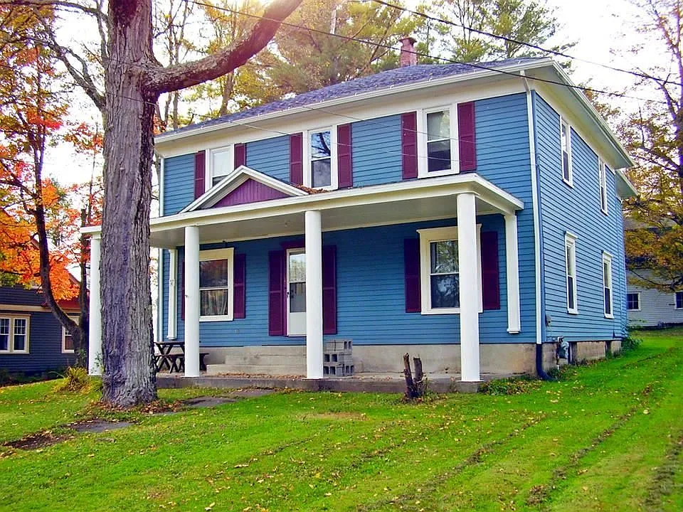 4 Linwood Ave photo 1
