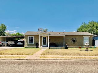 505 W 5th St, Monahans, TX 79756
