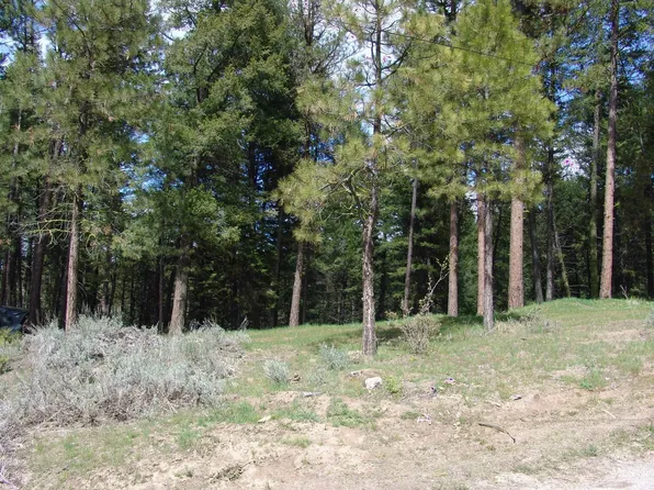 1353 Sterling Dr, Cascade, ID 83611