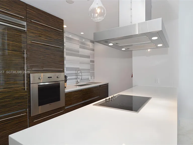 1100 Biscayne Blvd #6104 — Photo 8