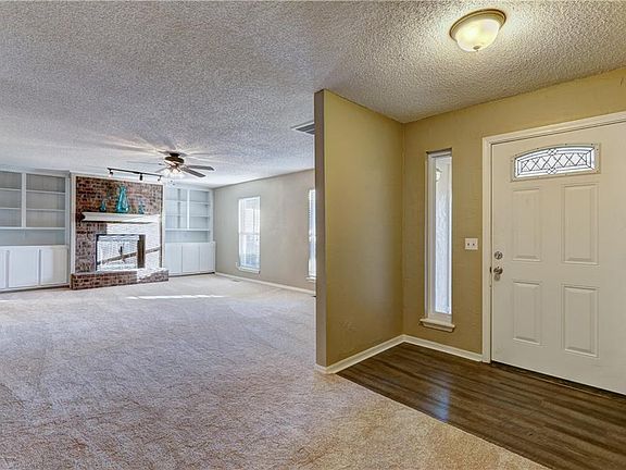 5th image of 613 Conestoga Dr