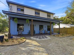 601 W 3rd St, Carrabelle, FL 32322