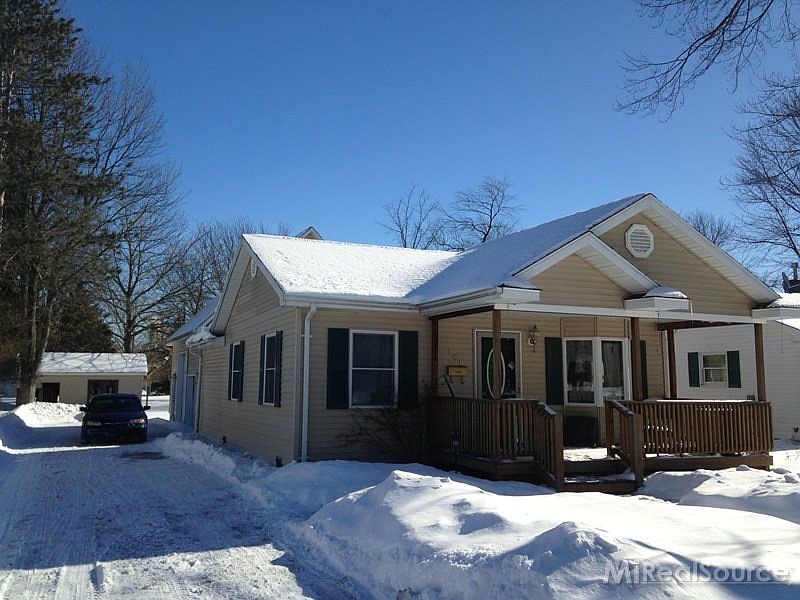 1st image of 145 Croswell Ave