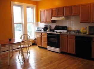 52 Beacon St, Chelsea, MA 02150