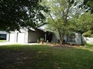 220 Canaberry Cir, Summerville, SC 29483