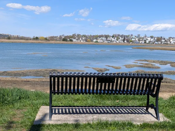 7 Willis Ave, Winthrop, MA 02152