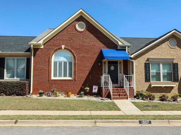 1307 Cambridge Pl, Anniston, AL 36207