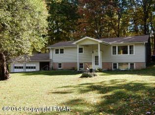 215 Rita Ln, Stroudsburg, PA 18360