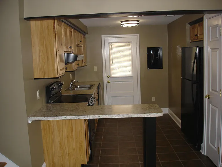 1104 Smithfield St #4 — Photo 3