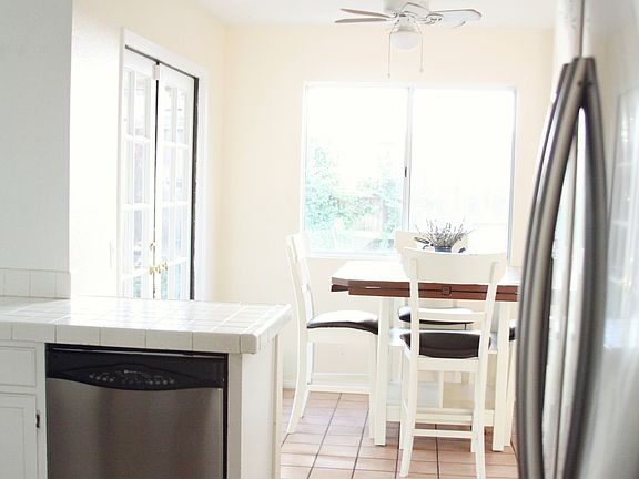 5th image of 40013 Milkwood Ln