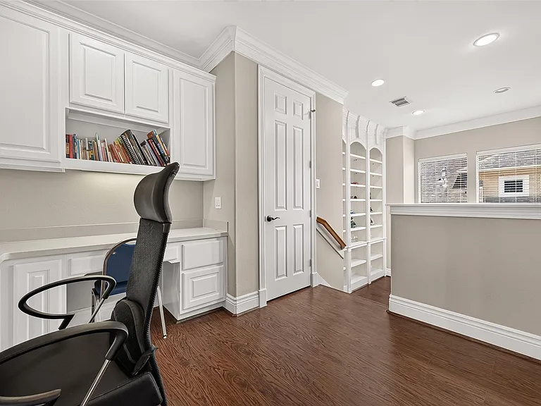 5303 Fenwick Way Ct — Photo 46